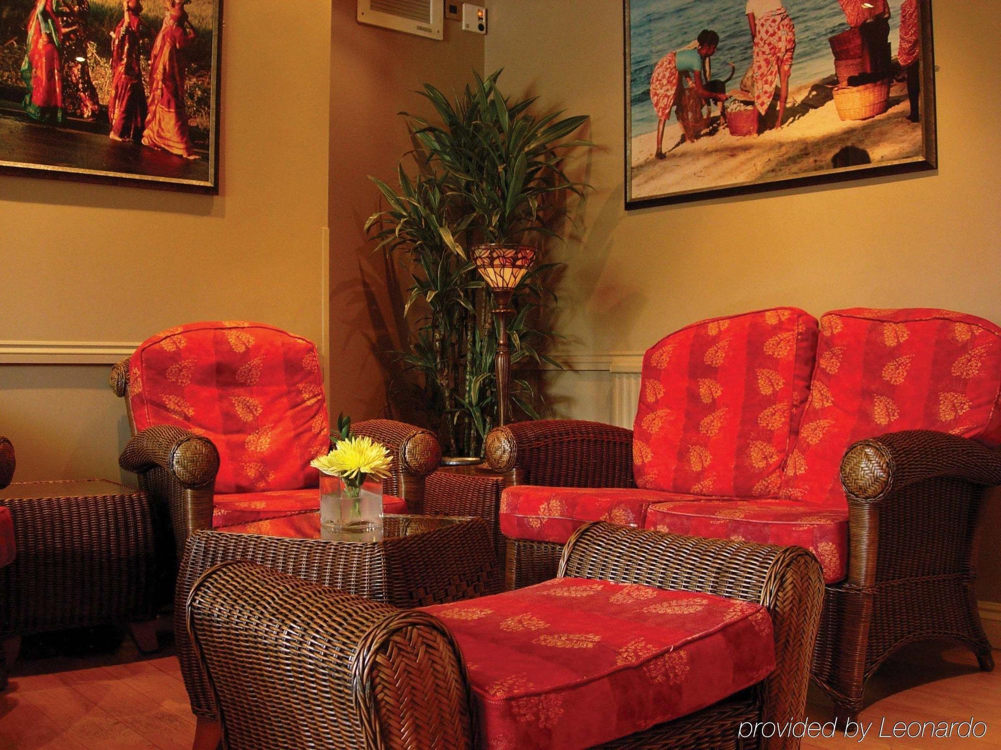 The Peacock Townhouse - Warwick 3*