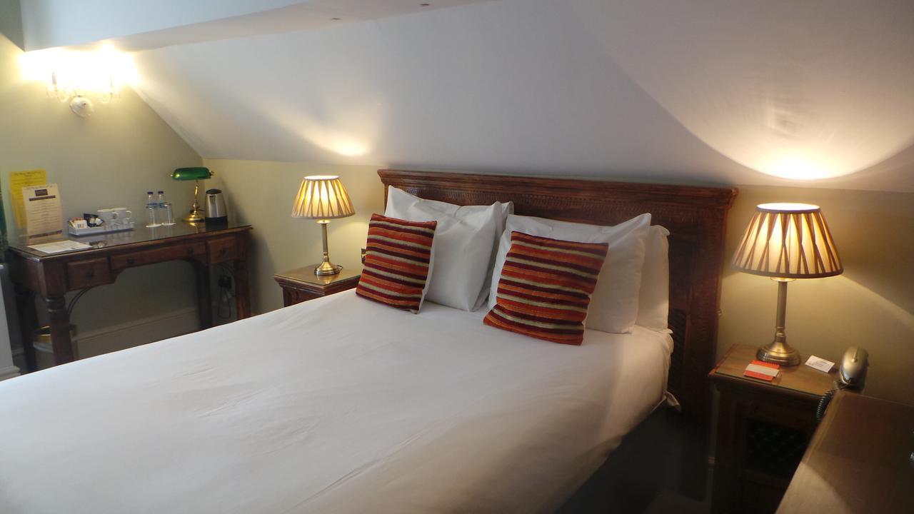 The Peacock Townhouse - Warwick 3* Kenilworth