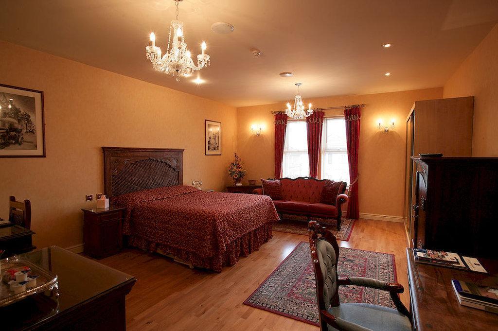The Peacock Townhouse - Warwick Hotel Kenilworth