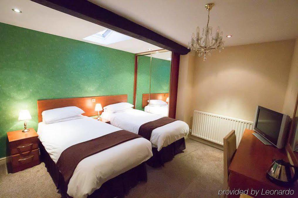The Peacock Townhouse - Warwick